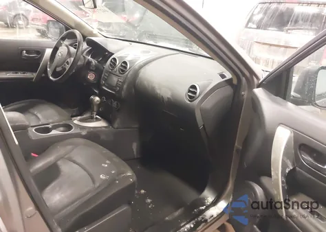 2013 Nissan Rogue S z USA, uszkodzony, nr VIN JN8AS5MV2DW660629